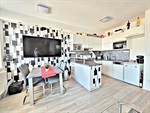 Novostavba 3+kk s balkonem, parkování, zařízené